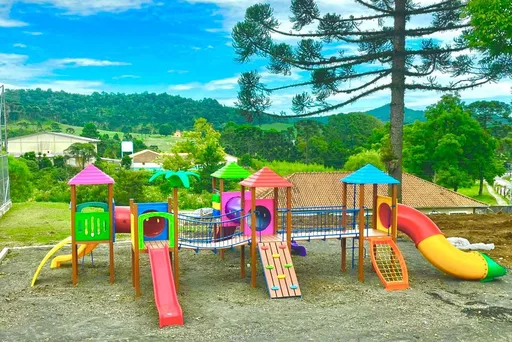 Parque Infantil MCB5011 — Medida 9,5 x 6,5