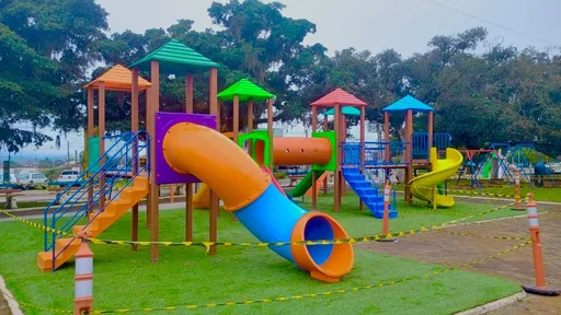 Parque Infantil MCB6013 — Medida 12,5 x 11