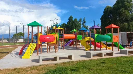 Parque Infantil MCB9011 — Medida 13 x 10